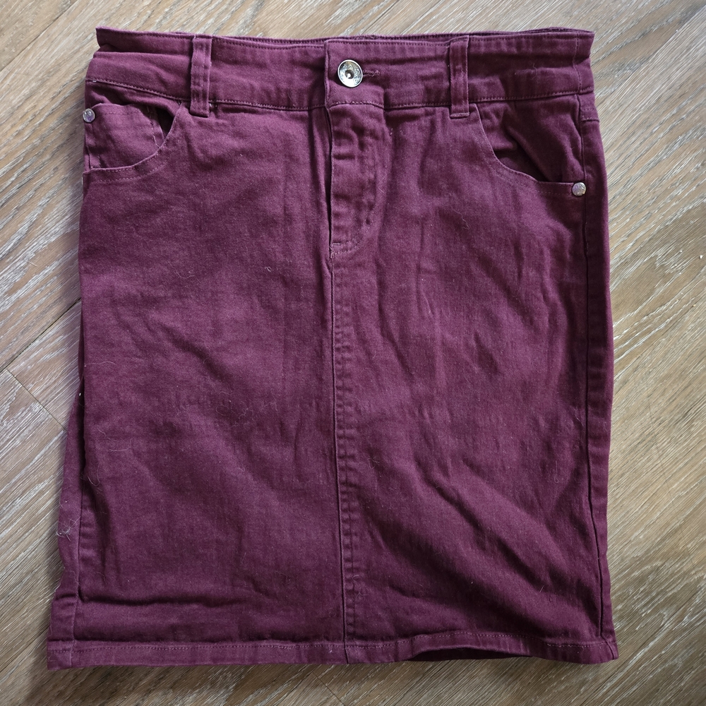 In Extenso Denim Burgundy Mini Skirt with Pockets